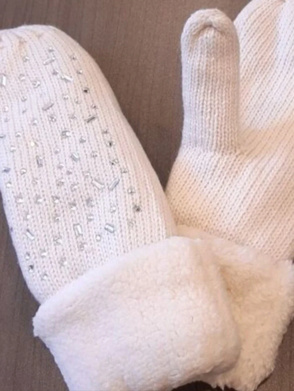 SIMI Chunky Knit Mittens Ivory Faux Fur Sherpa Rhinestone Embellished Winter